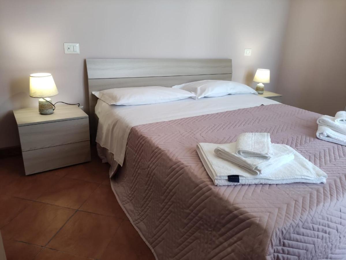 I dù Meli Apartments Taormina Esterno foto