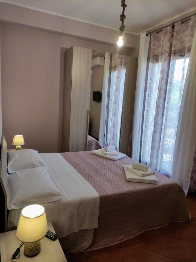 I dù Meli Apartments Taormina Esterno foto