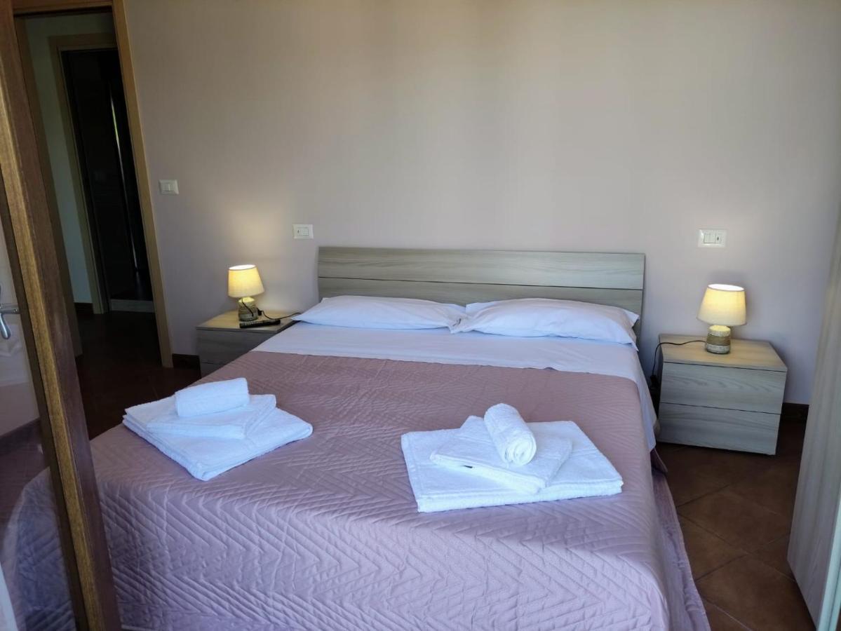 I dù Meli Apartments Taormina Esterno foto