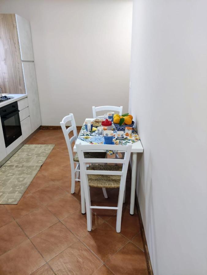 I dù Meli Apartments Taormina Esterno foto